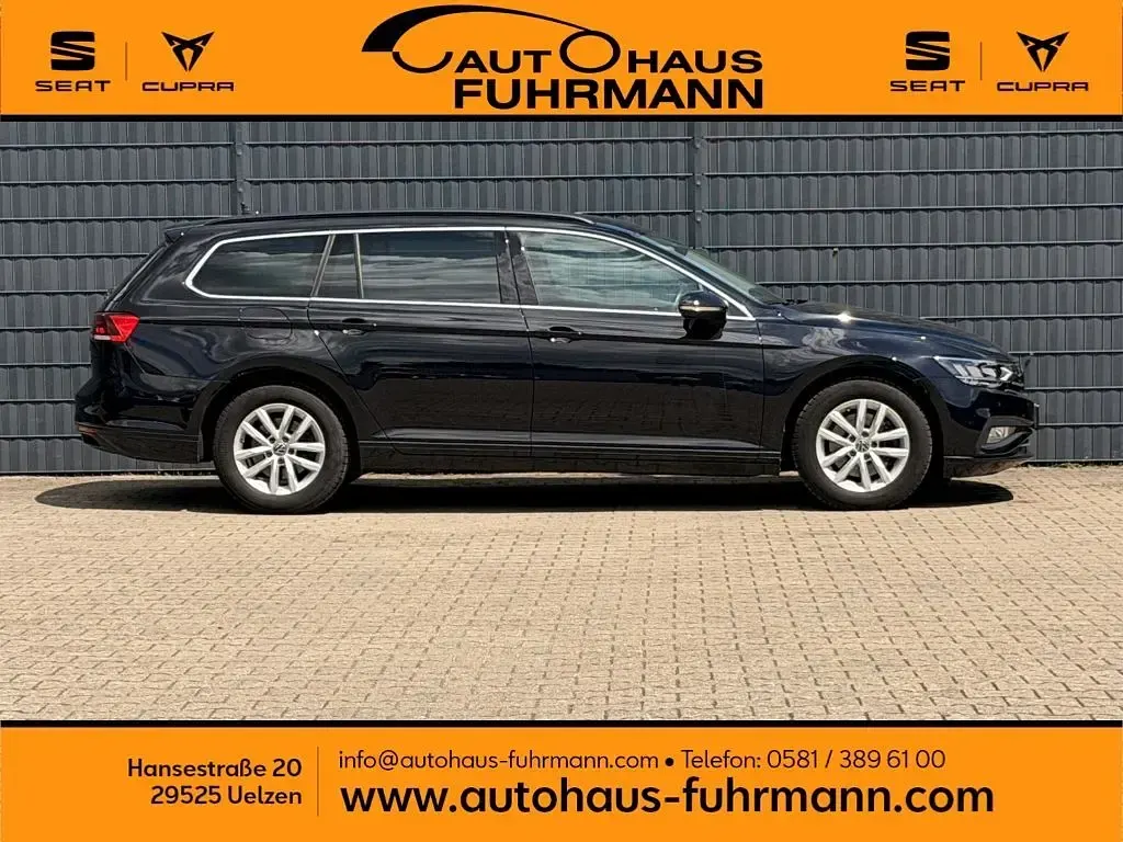 Gebraucht VW Passat Business 150 PS (110 kW) 2022 Schwarz Kombi