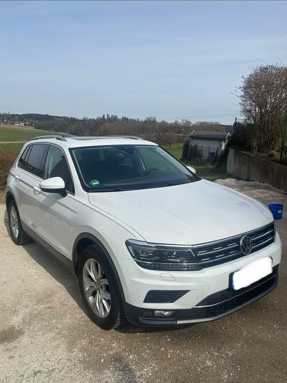Gebraucht VW Tiguan Highline 150 PS (110 kW) 2018 Weiß SUV