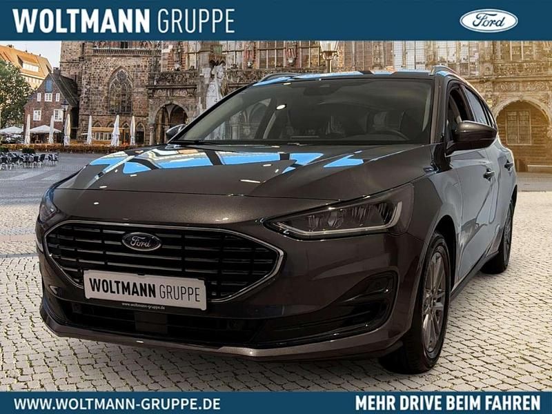 Magneticgrau (metallic) Neu 2025 Ford Focus Titanium X Kombi | 35.360 € (Teuer) - Bild 1/4