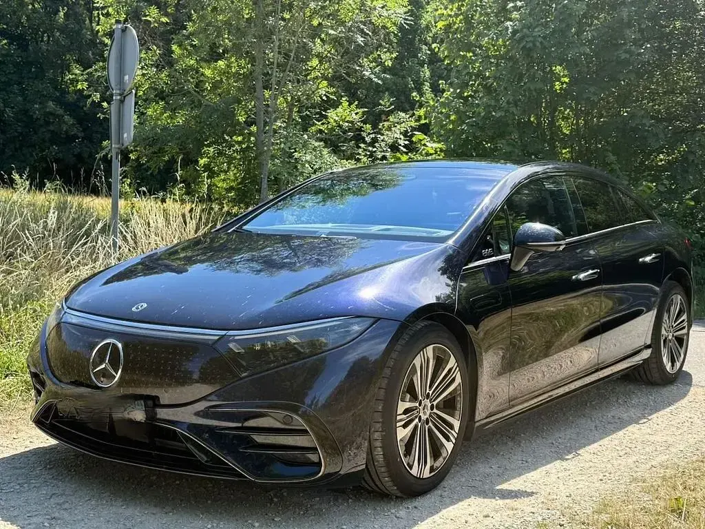 Gebraucht Mercedes EQS450+ AMG line 244 kW (333 PS) 2022 Blau Limousine