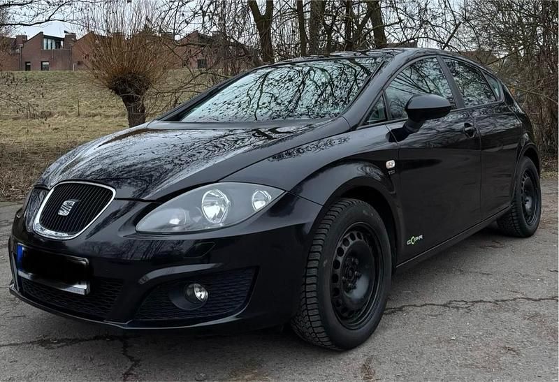 Second-hand Seat Leon Copa 105 CP (77 kW) 2011 Negru Hatchback