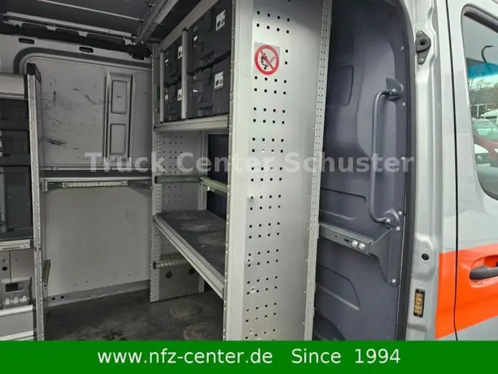 Gebraucht Mercedes Sprinter 143 PS (105 kW) 2020 Iridiumsilber (metallic) Van