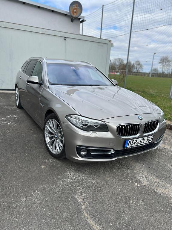 Beige Gebraucht 2014 BMW 530 Luxury Line Kombi | 11.200 € (Guter Preis) - Bild 1/4