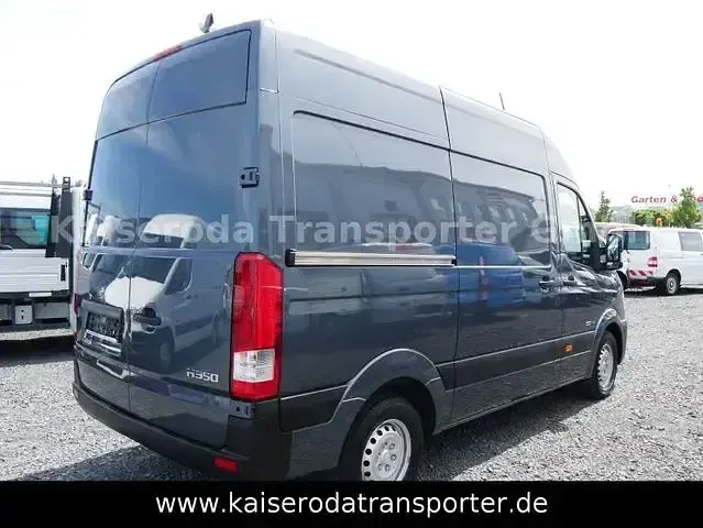 Gebraucht Hyundai H 350 150 PS (110 kW) 2018 Grau Van