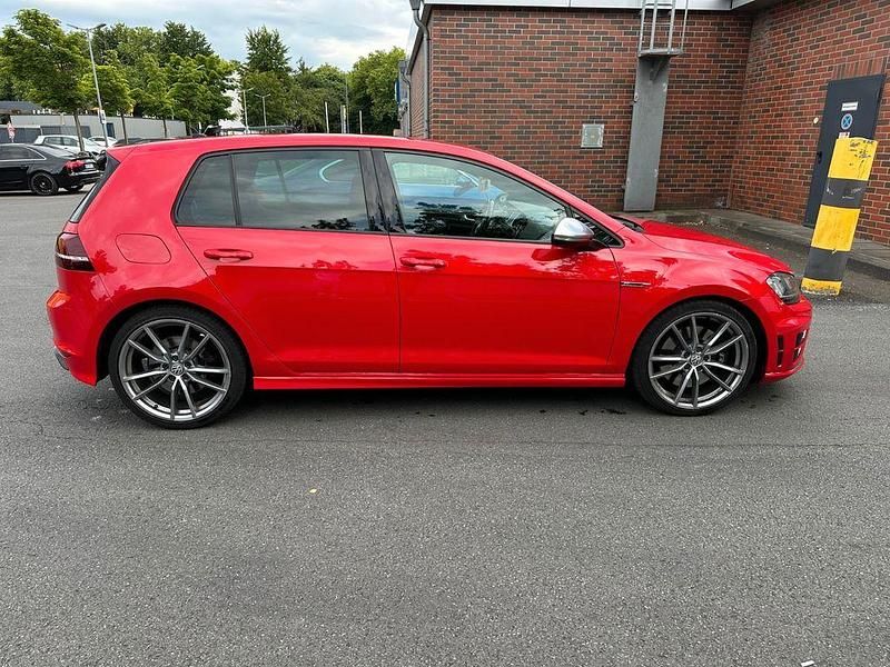 Gebraucht VW Golf VII R 300 PS (220 kW) 2014 Rot Limousine