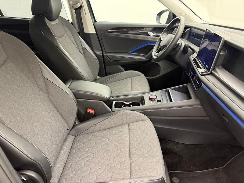 Gebraucht VW Tayron Life 150 PS (110 kW) 2025 Grau SUV