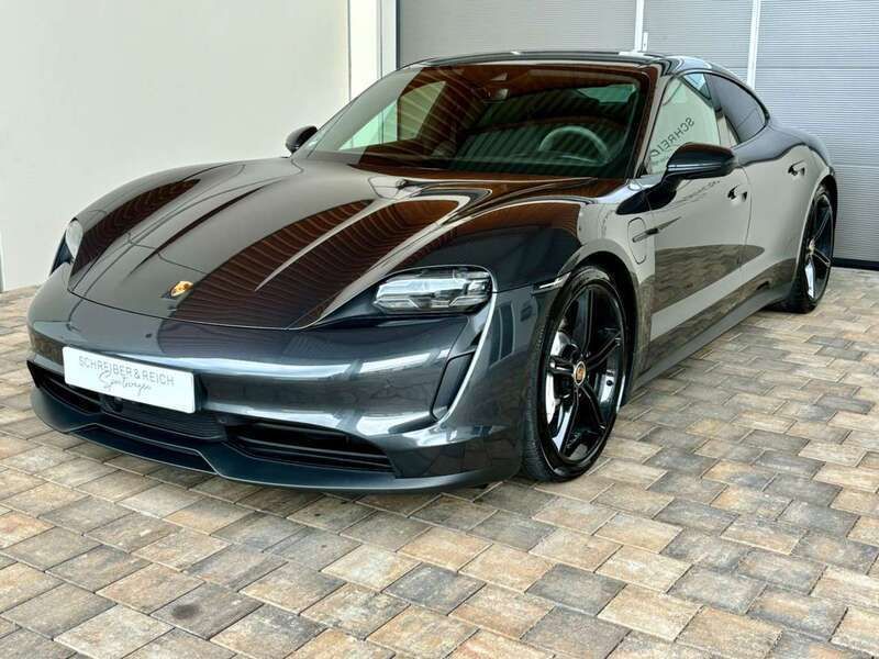 Vulkangrau metallic Gebraucht 2021 Porsche Taycan 4S Limousine | 65.900 € (Superpreis) - Bild 1/4