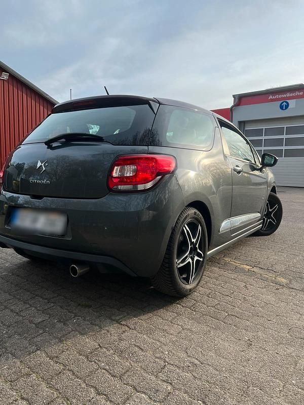 Second-hand Citroën DS3 60 CP (44 kW) 2012 Gri Hatchback