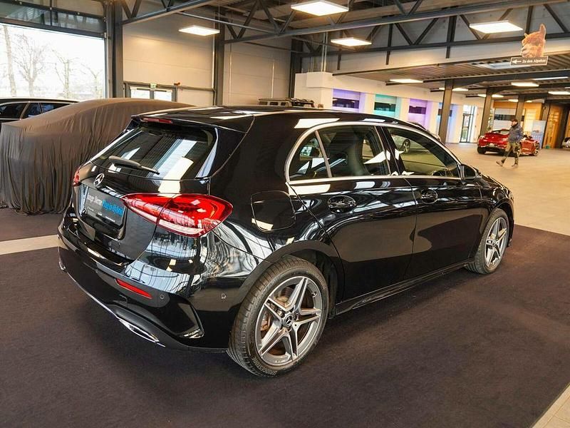 Gebraucht Mercedes A250 AMG line 218 PS (160 kW) 2022 Schwarz Limousine