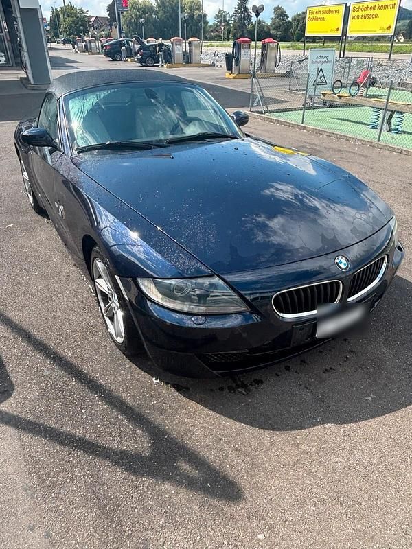 Blau Gebraucht 2007 BMW Z4 Cabrio | 6.000 € - Bild 1/4