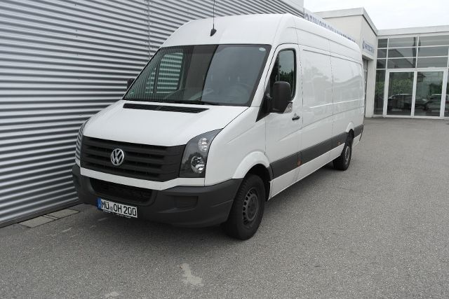Używany VW Crafter R 163 KM (119 kW) 2016 Biały Van