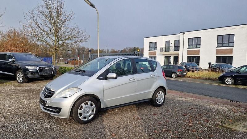 Gebraucht Mercedes A160 95 PS (69 kW) 2009 Silber Kleinwagen