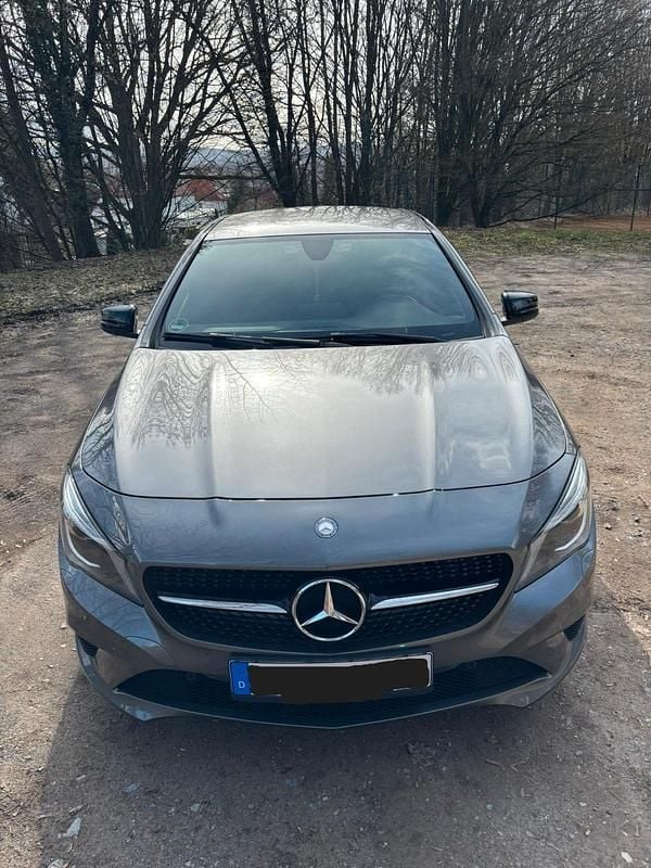 Gebraucht Mercedes CLA180 122 PS (89 kW) 2015 Grau Limousine
