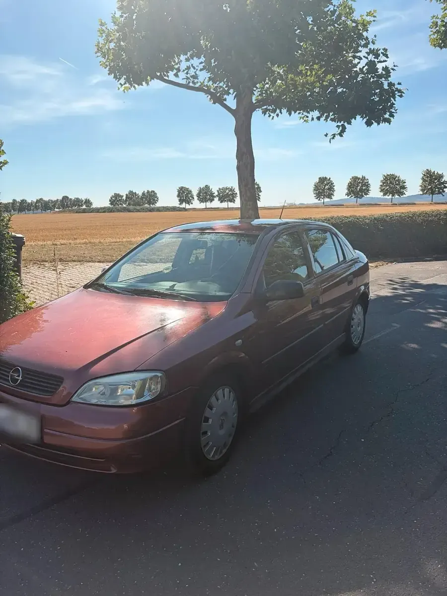Gebraucht Opel Astra 84 PS (61 kW) 2002 Rot Kleinwagen