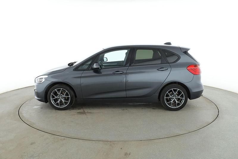 Gebraucht BMW 214 Active Tourer Basis 95 PS (69 kW) 2015 Grau Van / Kleinbus