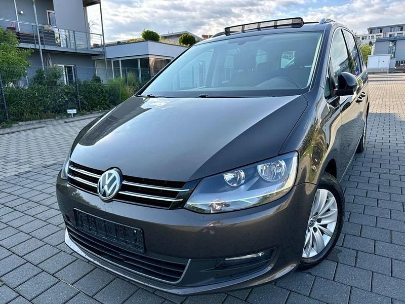 Schwarz Gebraucht 2018 VW Sharan Van / Kleinbus | 11.980 € (Fairer Preis) - Bild 1/4