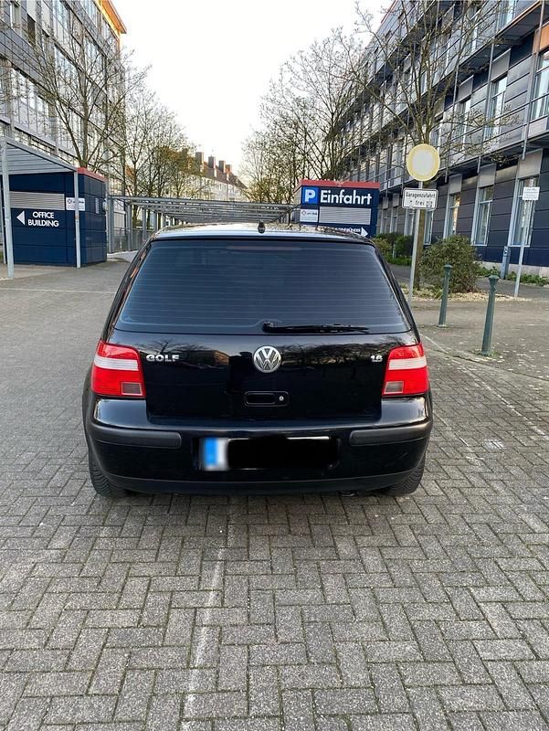 Gebraucht VW Golf IV 101 PS (74 kW) 2003 Schwarz Kleinwagen