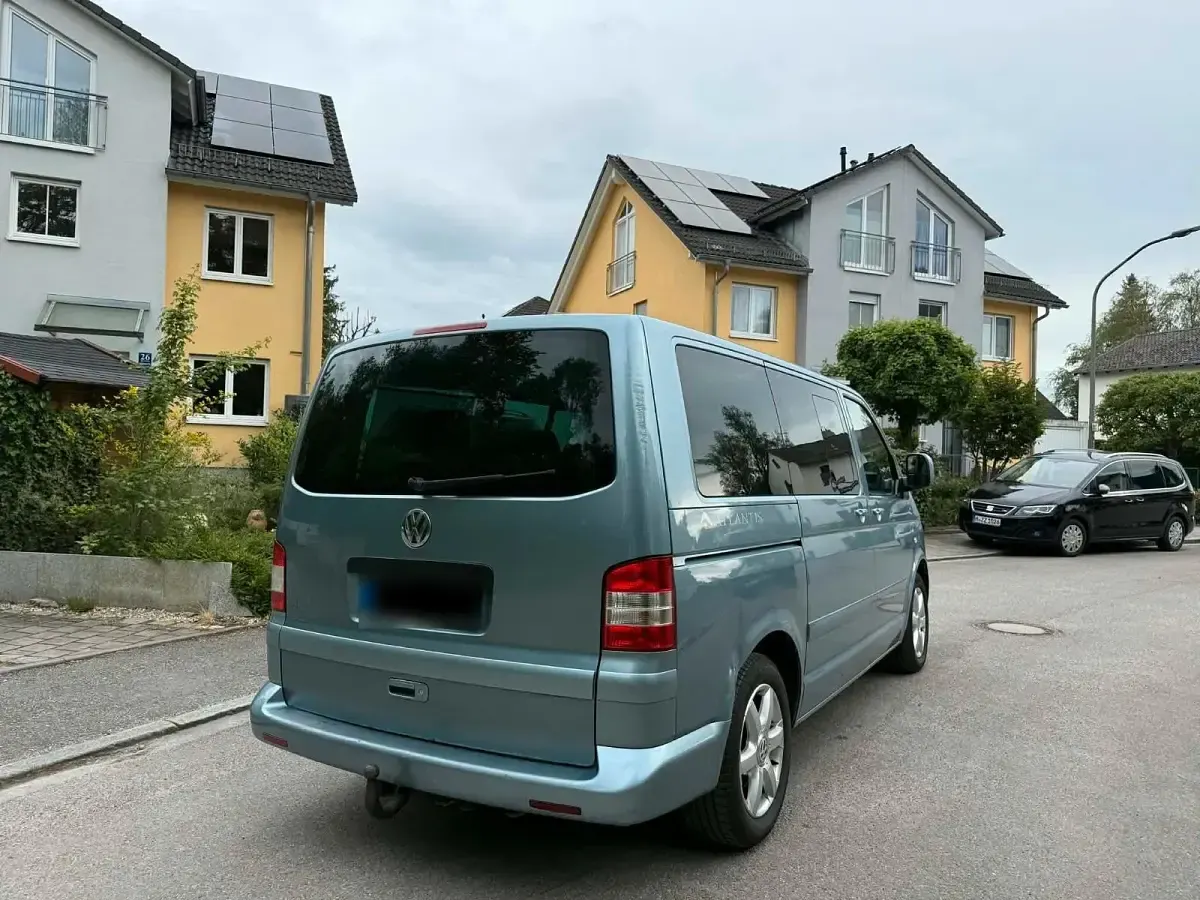 Używany VW T5 131 KM (96 kW) 2008 Niebieski Van
