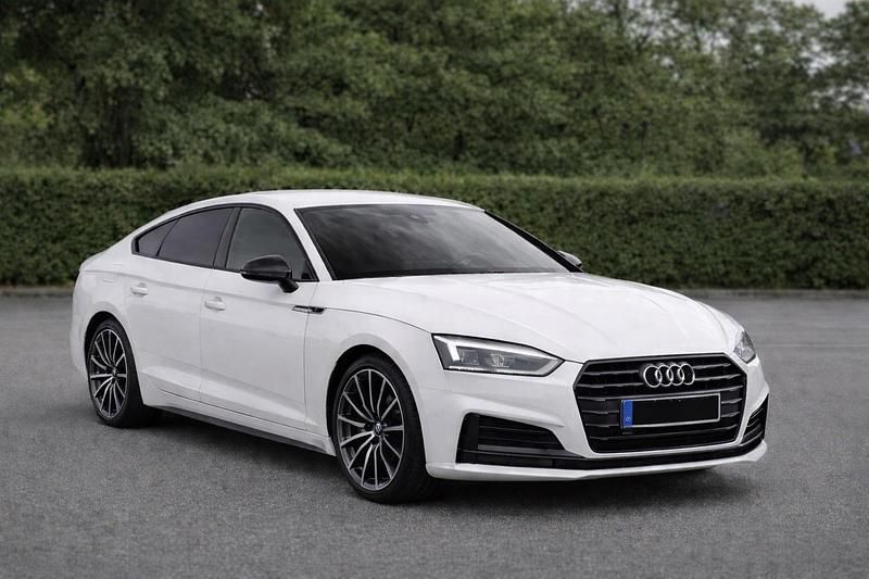 Gebraucht Audi A5 S-Line 190 PS (139 kW) 2019 Weiß Coupé