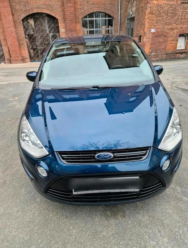 Gebraucht Ford S-MAX S 140 PS (102 kW) 2011 Blau Van / Kleinbus