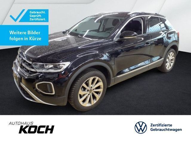 Deep black perleffekt Gebraucht 2024 VW T-Roc Style SUV | 29.930 € (Fairer Preis) - Bild 1/4