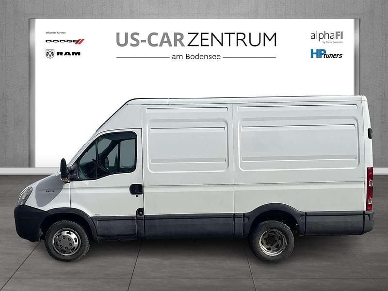 Gebraucht Iveco Daily 145 PS (106 kW) 2009 Weiß Van / Kleinbus