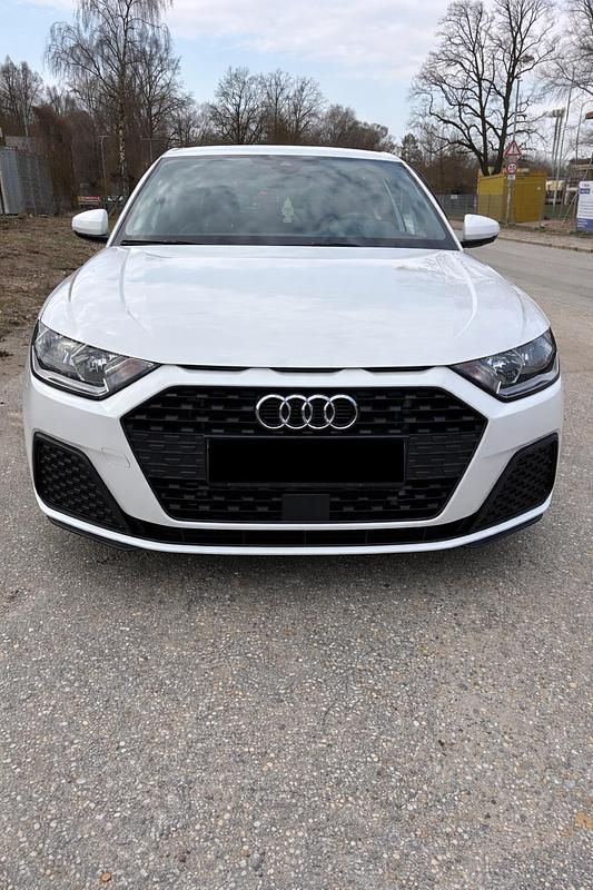 Gebraucht Audi A1 S-Line 150 PS (110 kW) 2019 Weiß SUV