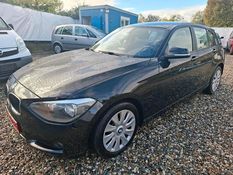 Schwarz Gebraucht 2015 BMW 114 Kleinwagen | 5.500 € (Fairer Preis) - Bild 1/4