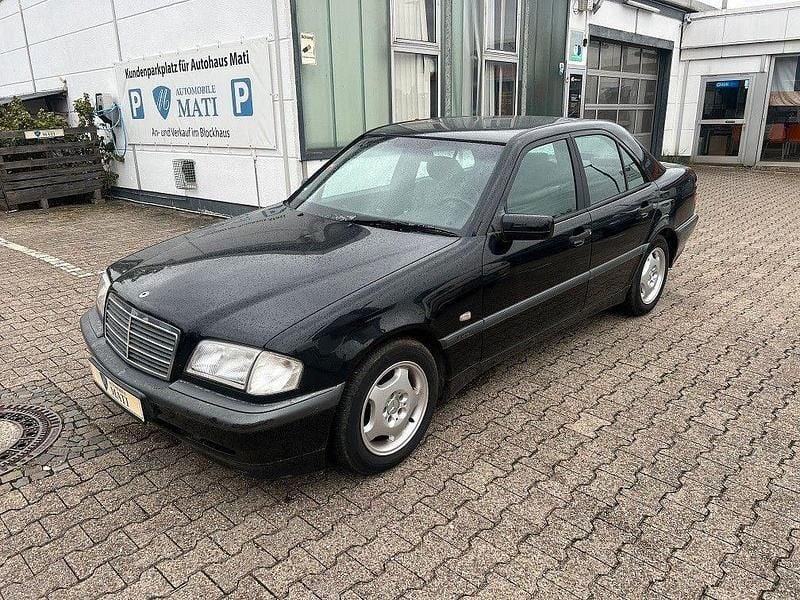 Schwarz Gebraucht 1998 Mercedes C180 Limousine | 2.950 € (Fairer Preis) - Bild 1/4