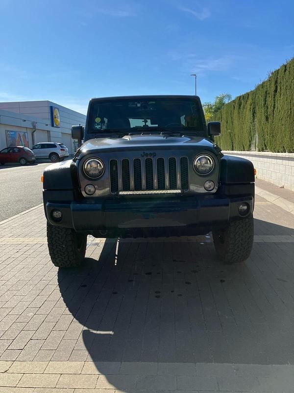 Second-hand Jeep Wrangler 233 CP (171 kW) 2017 Gri SUV