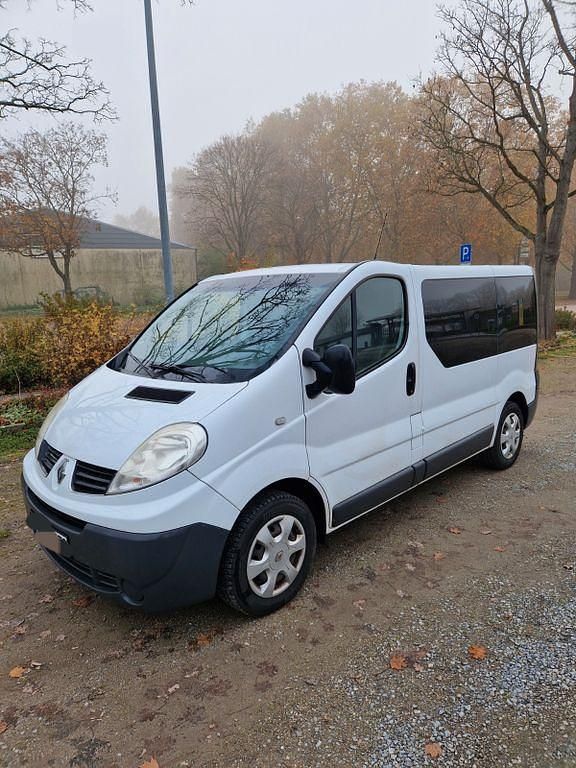 Weiß Gebraucht 2013 Renault Trafic Van | 9.990 € (Fairer Preis) - Bild 1/4