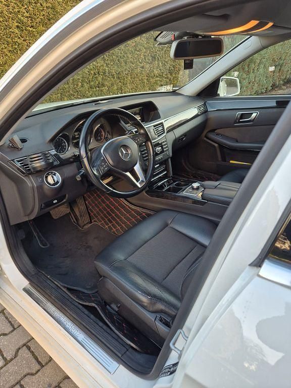 Gebraucht Mercedes 220 AMG 170 PS (125 kW) 2012 Weiß Limousine