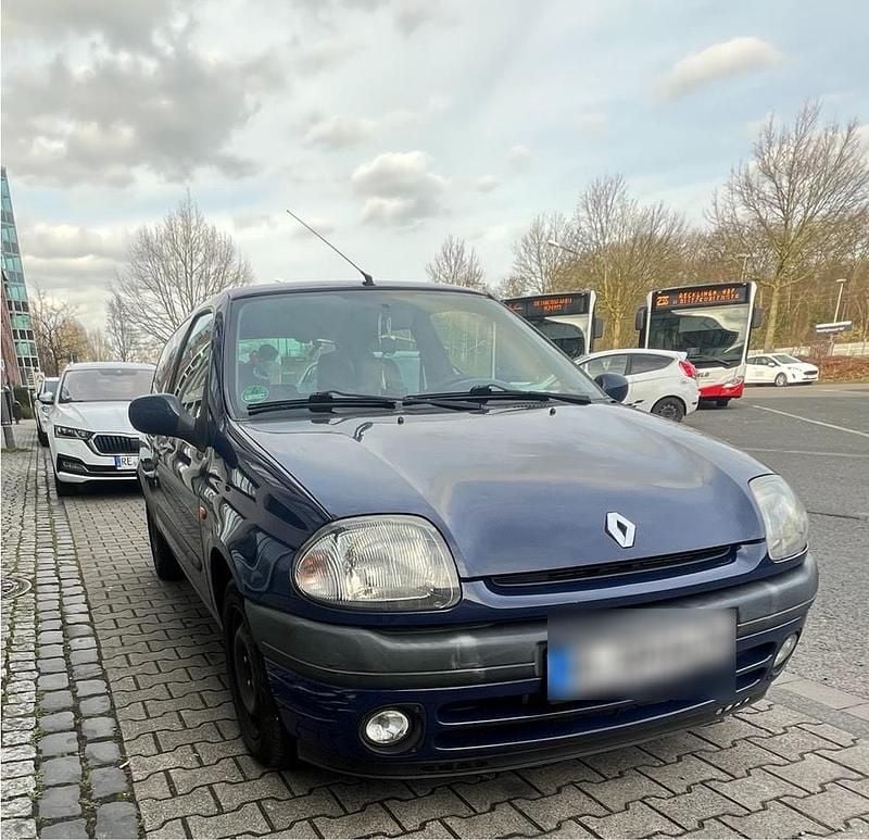 Gebraucht Renault Clio II 90 PS (66 kW) 1999 Blau Kleinwagen