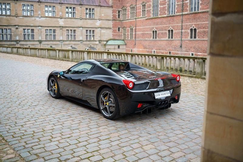 Gebraucht Ferrari 458 570 PS (419 kW) 2013 Schwarz Cabrio