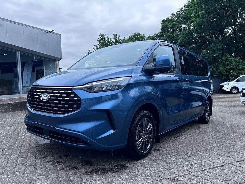 Blau Neu 2025 Ford Tourneo Custom Titanium Van / Kleinbus | 53.890 € (Superpreis) - Bild 1/4