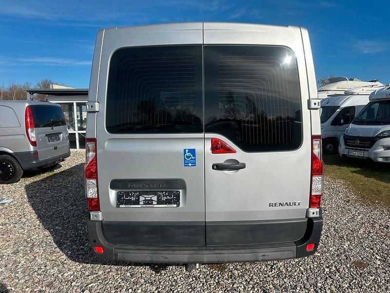 Usado Renault Master 125 HP (91 kW) 2014 Prateado Monovolume