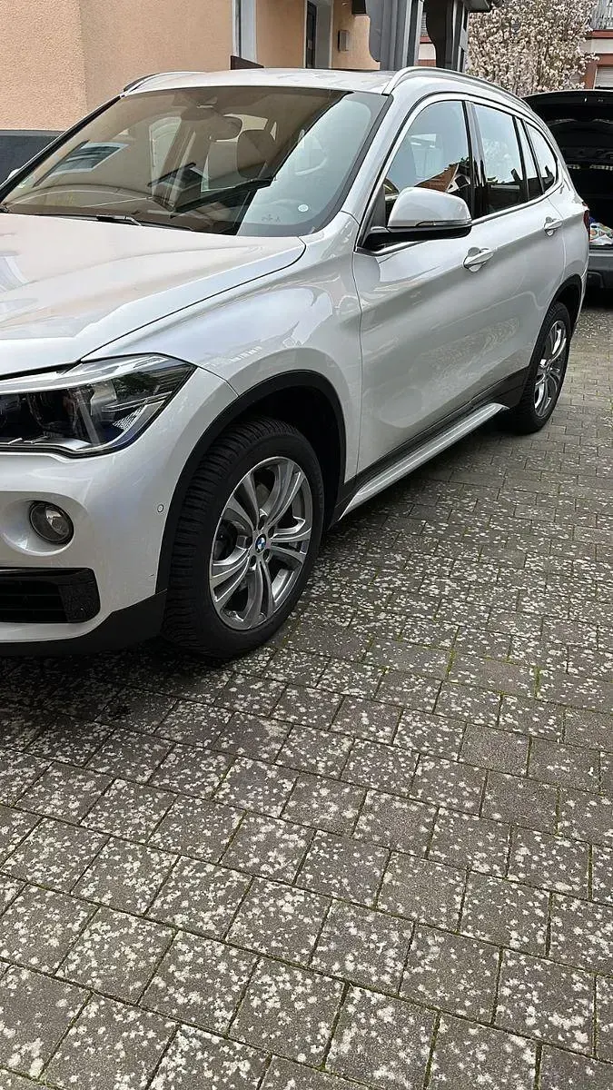 Gebraucht BMW X1 Sport Line 192 PS (141 kW) 2017 Weiß SUV