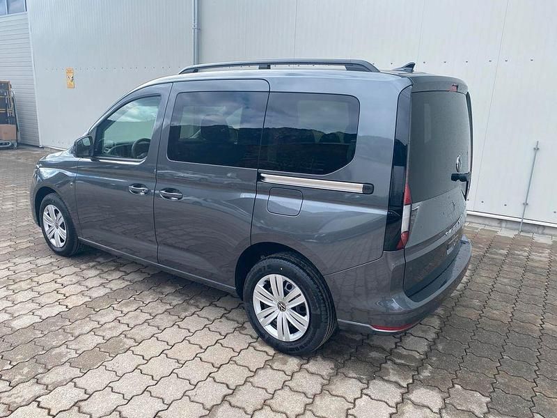 Neu VW Caddy 116 PS (85 kW) 2026 Grau Van / Kleinbus