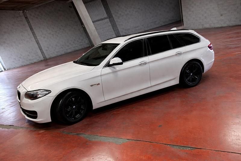 Gebraucht BMW 520 190 PS (139 kW) 2016 Weiß Kombi