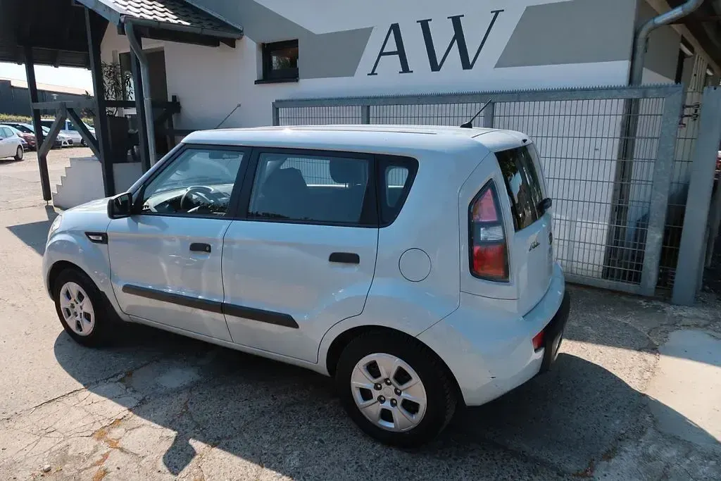 Gebraucht Kia Soul Attract 126 PS (92 kW) 2009 Blau SUV