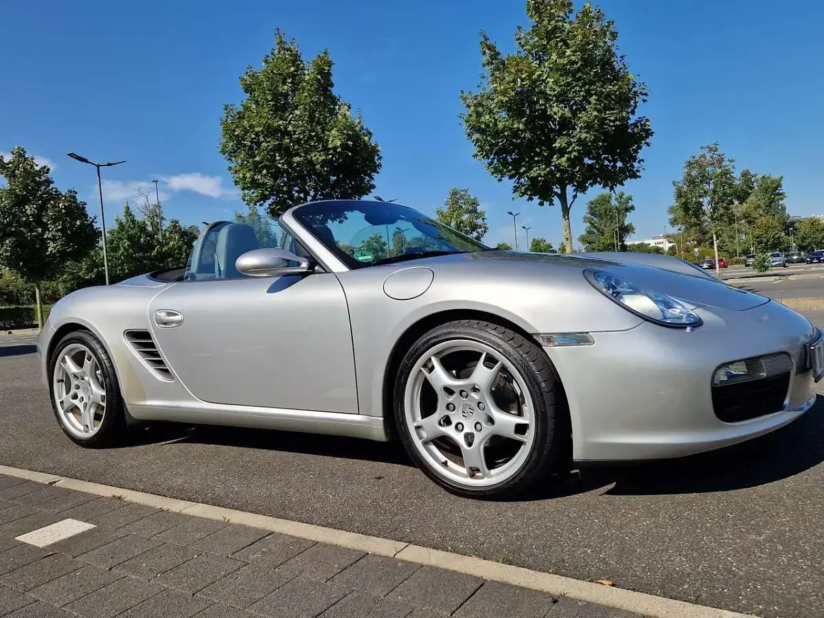 Begagnad Porsche Boxster 239 HK (175 kW) 2005 Silver Cab