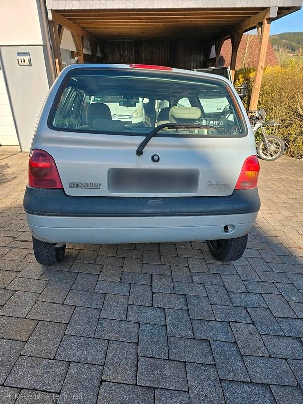Second-hand Renault Twingo 58 CP (42 kW) 2004 Gri Hatchback