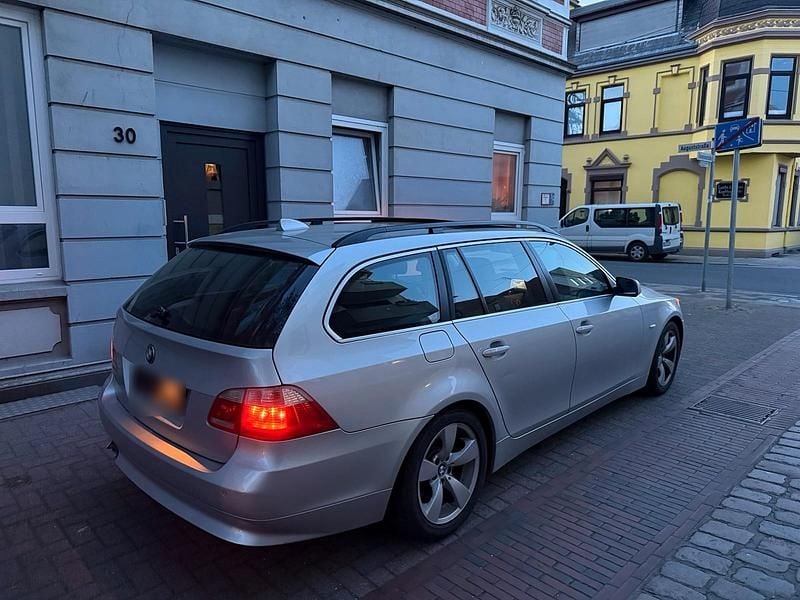 Second-hand BMW 525 192 CP (141 kW) 2004 Argintiu Break