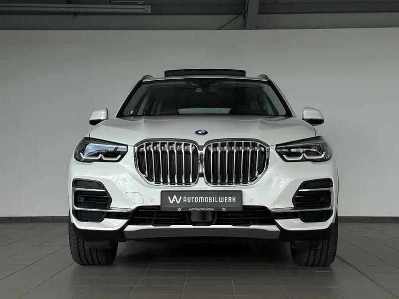 Gebraucht BMW X5 xLine 333 PS (244 kW) 2022 Weiß mineralweiss metallic SUV