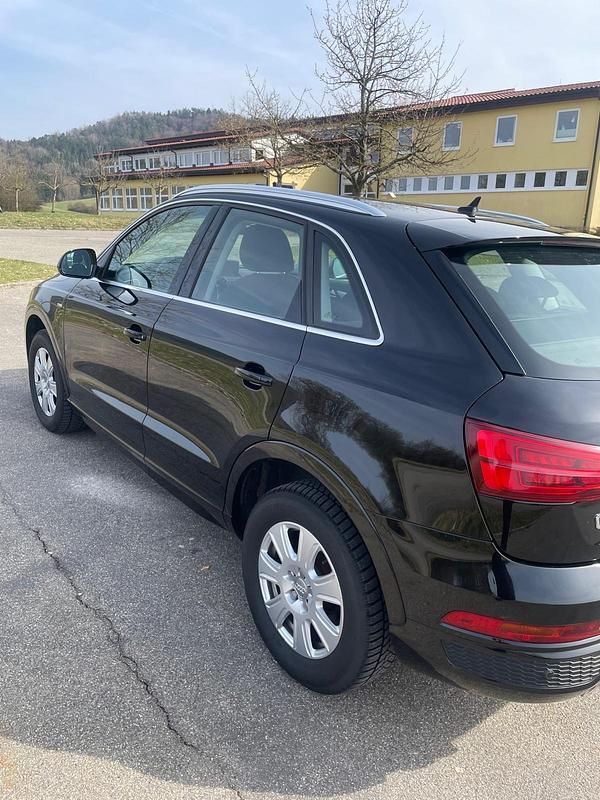 Gebraucht Audi Q3 S-Line 150 PS (110 kW) 2016 Schwarz SUV