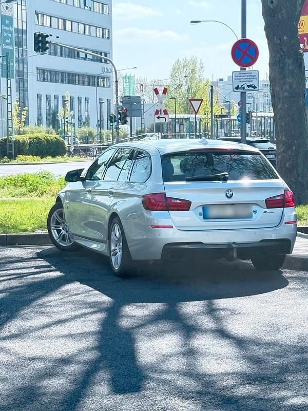 Gebraucht BMW 525 M Sport 218 PS (160 kW) 2013 Grau Kombi