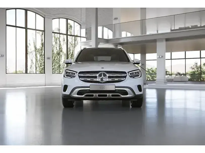 Gebraucht Mercedes GLC220 194 PS (142 kW) 2022 Polarweiß SUV