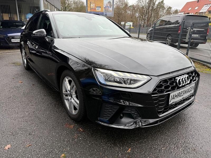 Schwarz Gebraucht 2024 Audi A4 S-Line Kombi | 35.400 € (Fairer Preis) - Bild 1/4