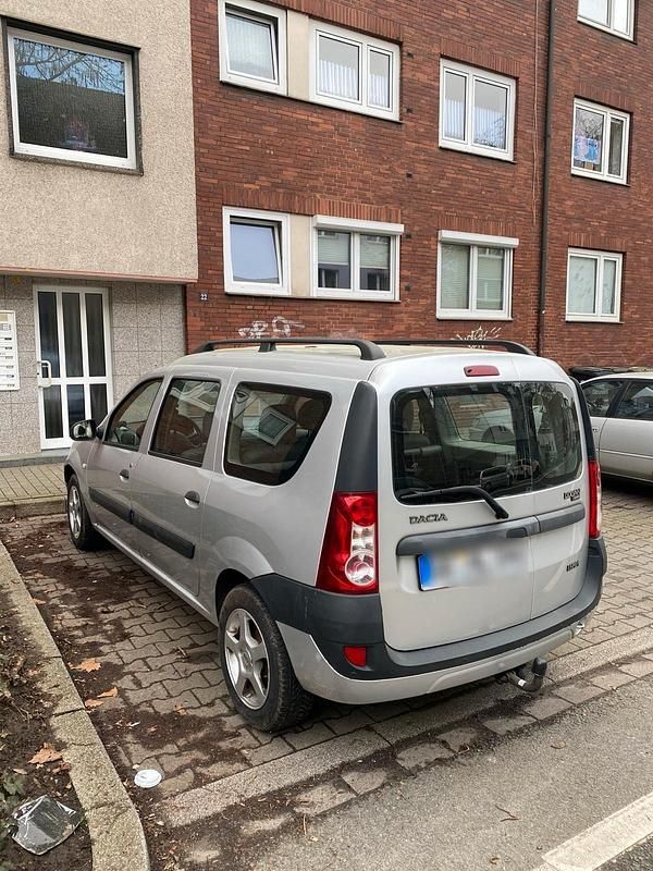 Gebraucht Dacia Logan 75 PS (55 kW) 2007 Andere farben Limousine