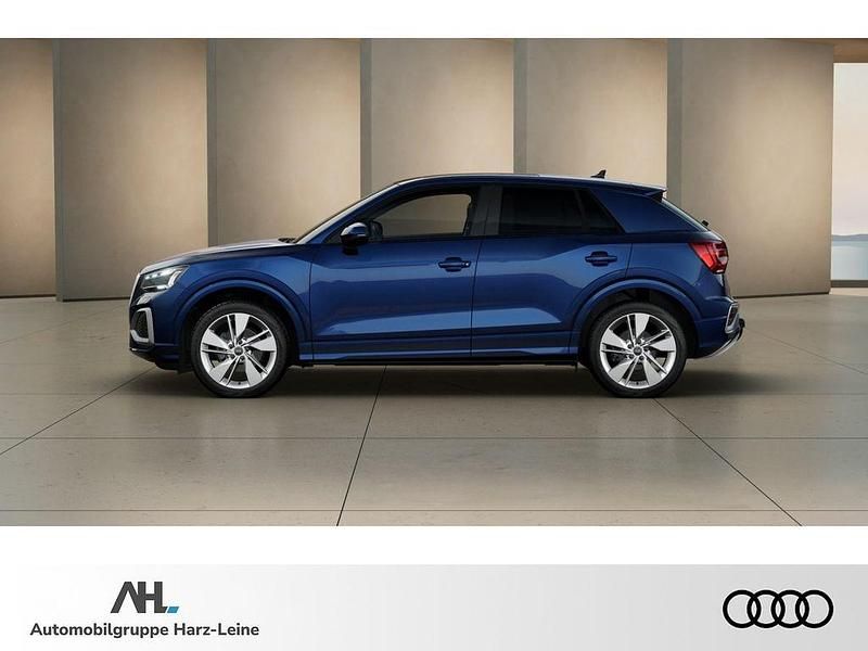 Neu Audi Q2 Advanced Plus 150 PS (110 kW) 2025 Blau SUV